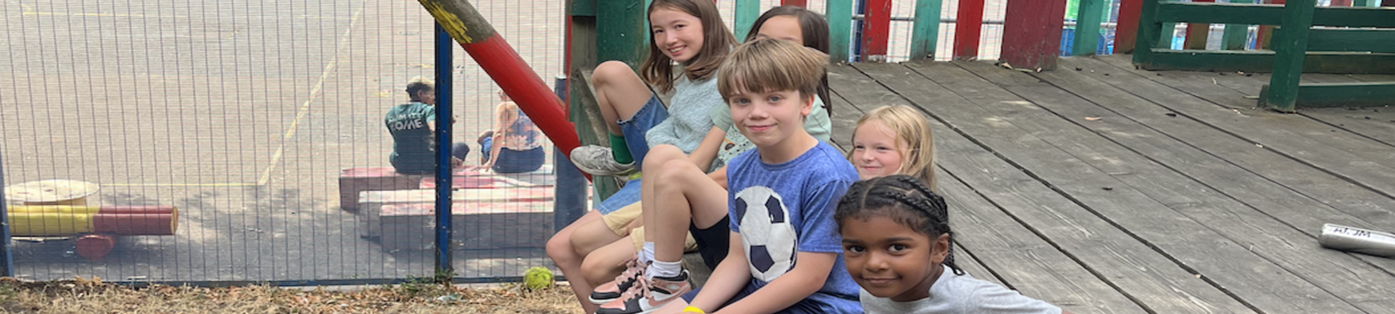 Lewisham Youth Service logo